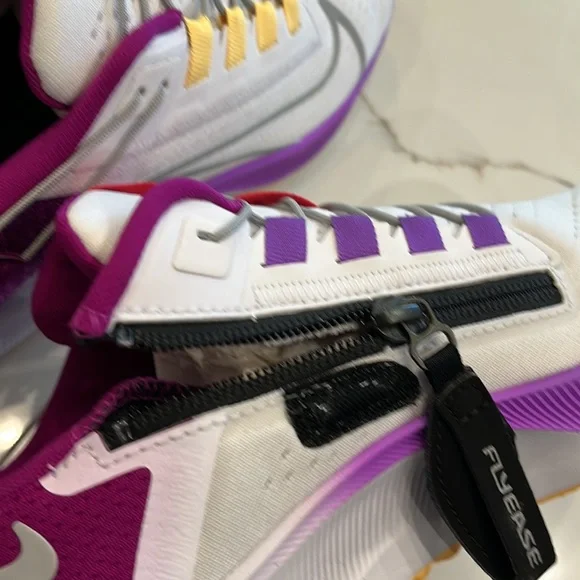 Nike Air Zoom Pegasus worn once excellent condition 9. White, purple, yellow - Picture 7 of 16